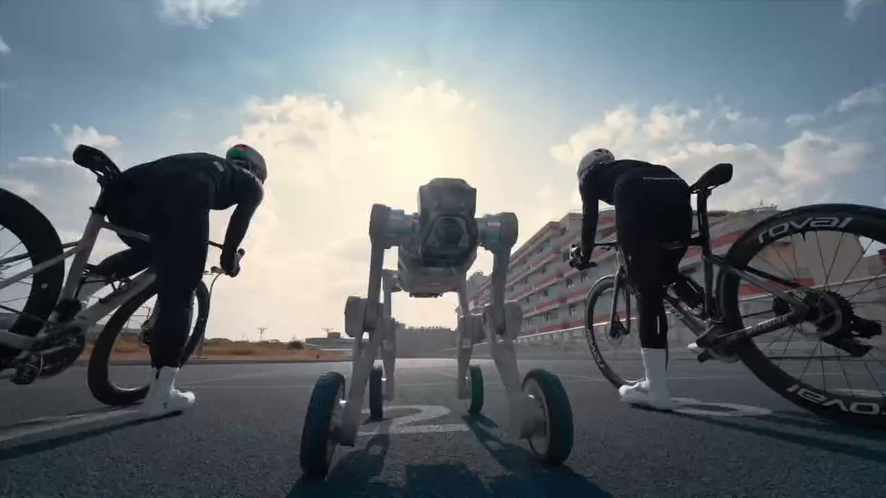 Agibot D1 MAX: Where Humans Can't Go – 80cm Obstacles, 25m/s Speed, All-Terrain Dominance